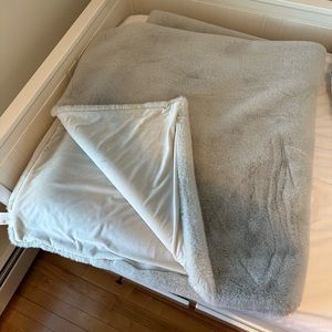 Anthropologie Sophie Faux Fur Throw